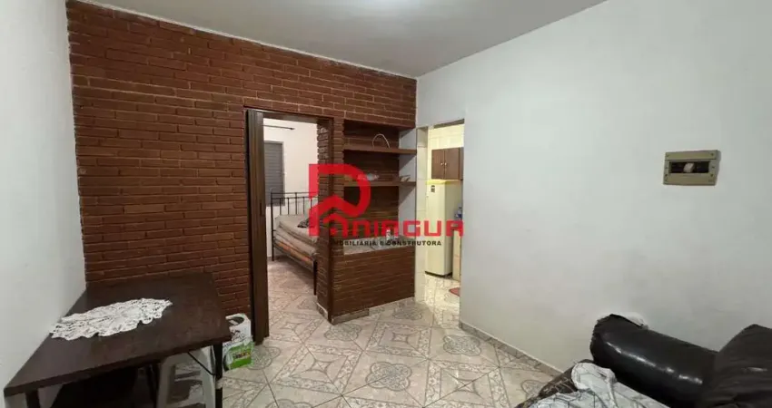 Kitnet com 1 quarto, forte, Praia Grande - R$ 240 mil, Cod: 7490