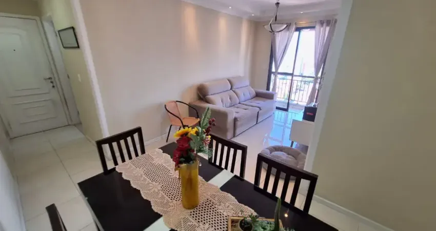 Lindo apartamento de 03 dormitórios sendo uma suíte com planejados