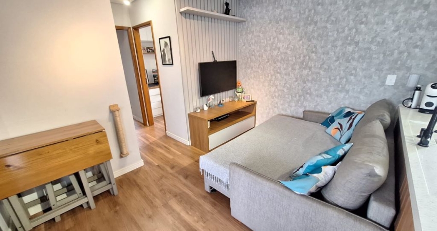 Alugo este lindo apartamento de 60m² bairro Vila Dalila próximo aos comércios, escolas e transporte lotação circular metrô Vila Matilde.