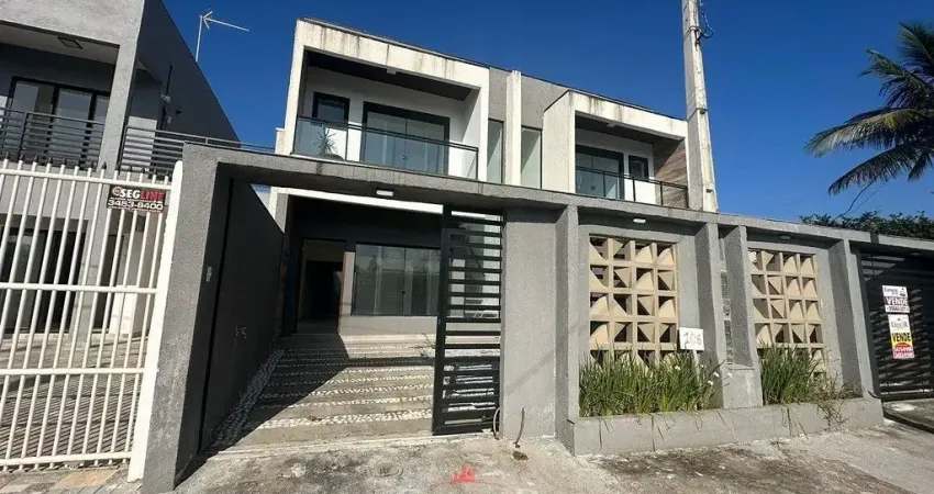 Sobrado NOVO na quadra do mar, no Balneário Flórida.