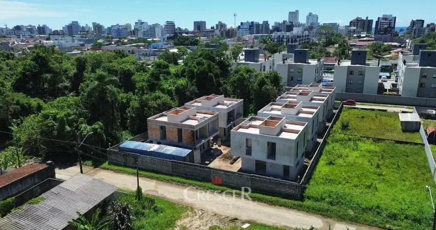 Casa com 2 quartos à venda na Rua Florianopólis, 129, Vila Nova, Matinhos