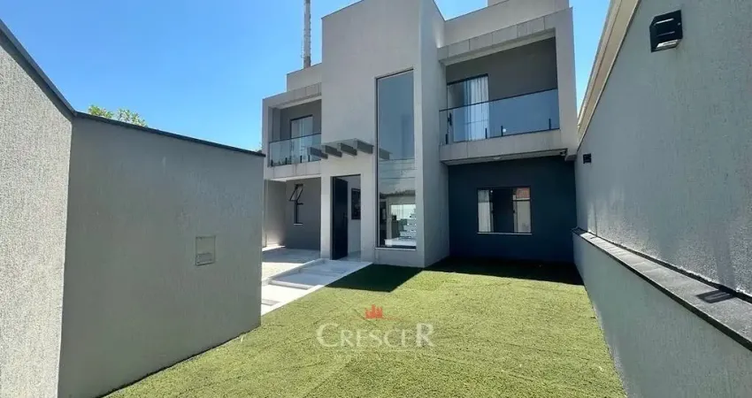 Casa à venda na Avenida Bandeirantes, Bom Retiro, Matinhos