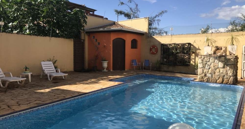 Casa com 3 quartos à venda na Vila Santa Terezinha, Várzea Paulista 