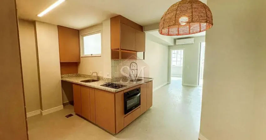 LEBLON  Apartamento Reformado à Venda  2 Quartos (1 Suíte)  55m²  Av. Ataulfo de Paiva