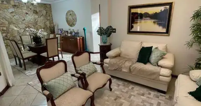 Casa á venda no Bairro Vila Rezende, 3 dorms, suite, 2 salas, churrasqueira