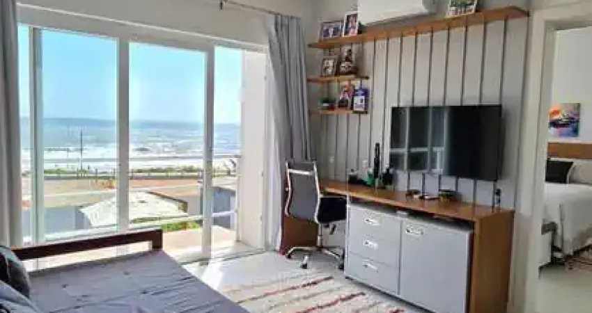 Casa com 3 quartos à venda na Praia Grande, Penha