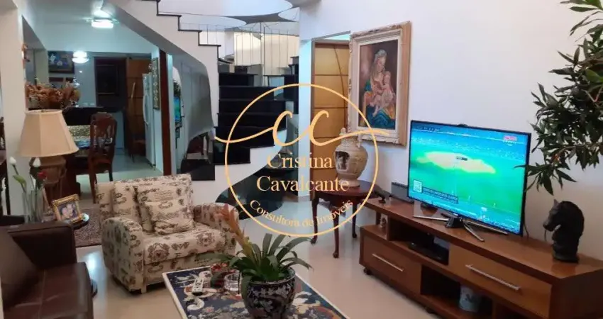 Casa de Alto Padrão em Condomínio na Vargem Grande: 3 Quartos, 2 Suítes, 140m² - Imperdível!