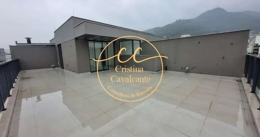 Tijuca/One-Cobertura duplex à venda 4 quartos sendo 1 suíte, 221,34 m², 2 vagas, varanda gourmet e amplo terraço em L.