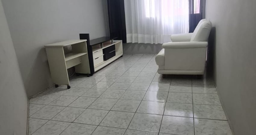Apartamento com 2 quartos à venda na João Rodrigues, 215, Capão Raso, Curitiba