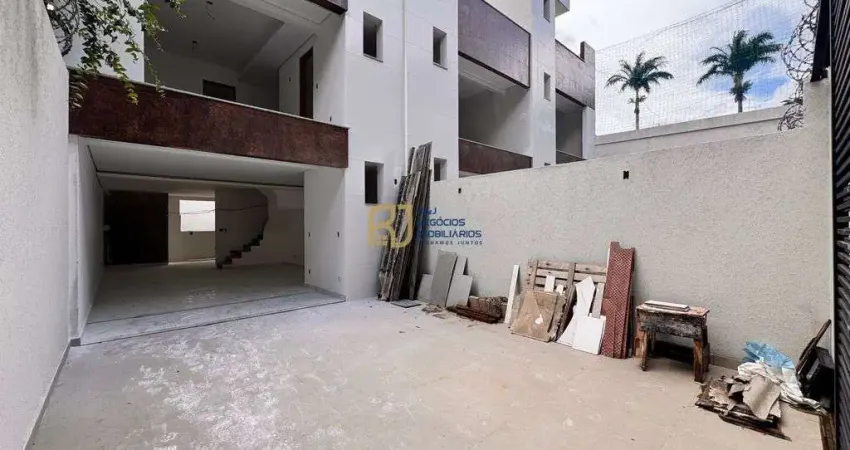 Casa Geminada à Venda - 3 Quartos sendo 1 Suíte - 2 Vagas - Santa Mônica BH