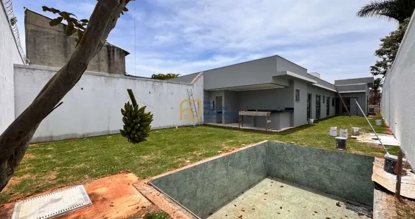 Casa de alto padrão - 4 quartos sendo 1 suíte - piscina - 2 vagas - trevo bh