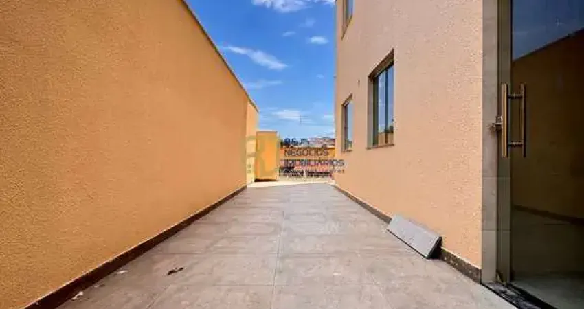 Área privativa à venda - 3 quartos 1 com suíte - 2 vagas - elevador - guarani bh