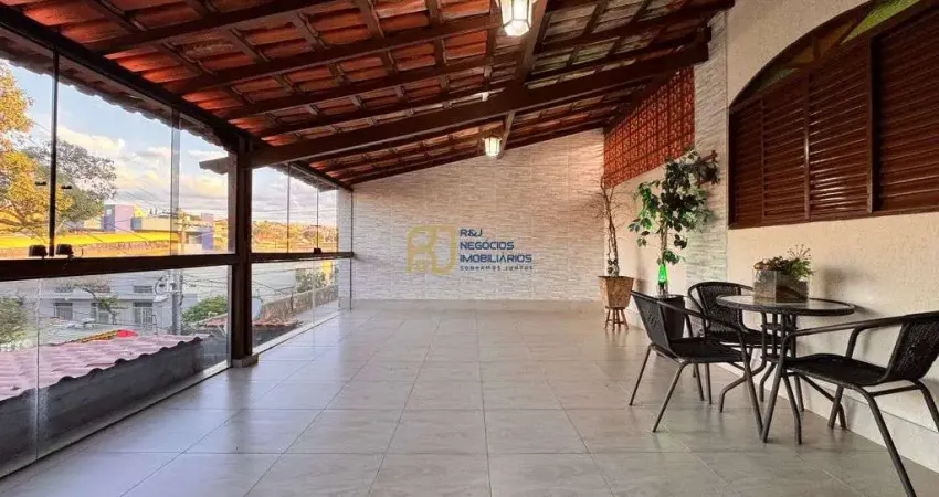 Casa geminada à venda - 2 quartos 1 com suíte - 2 vagas - 2 salas - planalto bh