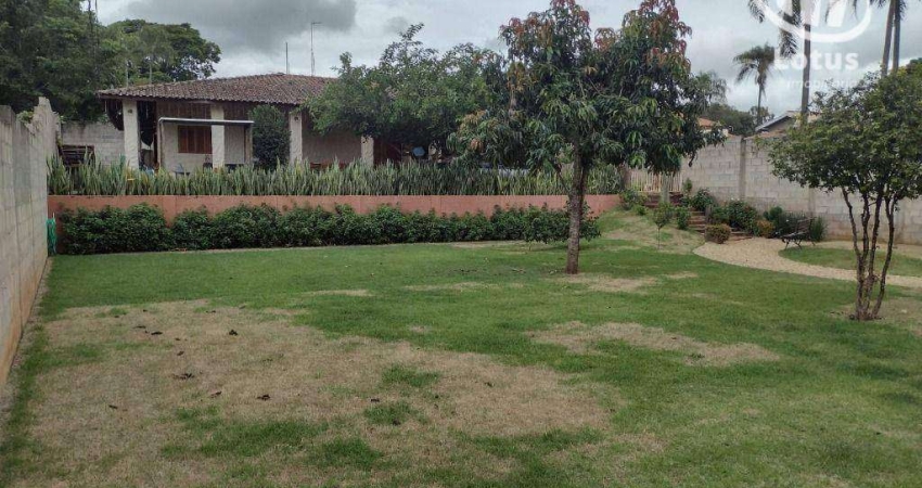 Chácara com 4 dormitórios à venda, 1000 m² por R$ 1.099.000,00 - Parque Ana Helena - Jaguariúna/SP