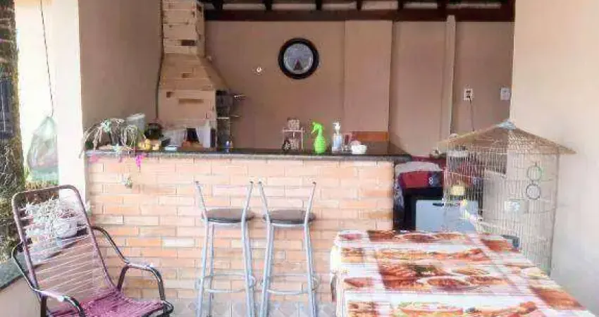 Casa com 3 dormitórios à venda, 116 m² - Jardim Pinheiros - Jaguariúna/SP