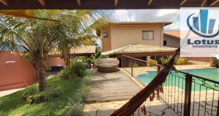 Casa com 3 dormitórios à venda, 240 m² - Colina do Castelo - Jaguariúna/SP