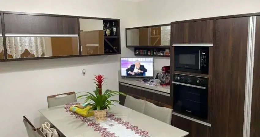 Casa com 3 dormitórios à venda, 187 m² - Centro - Jaguariúna/SP