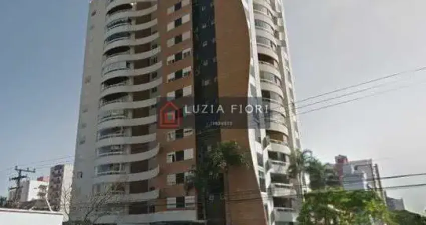 Centro - Maravilhosa cobertura duplex com vista panorâmica encantadora, podendo contemplar as belezas naturais da nossa cidade, como serra, pôr do sol