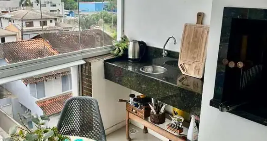 Apartamento à venda no bairro Glória, Joinville - SC  - 2 garagens livres, 1 homebox , 1 suíte + 1 dormitório; Sacada espaçosa  com churrasqueir