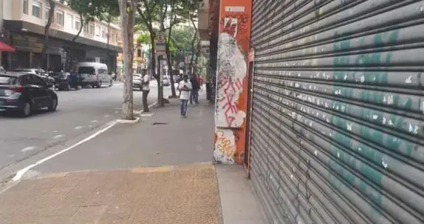 Terreno à venda na Rua das Palmeiras, Santa Cecília, São Paulo