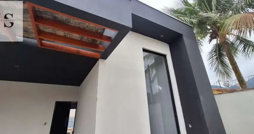 Linda casa com acabamento de alto padrão, últimos detalhes de obras, Massaguaçu