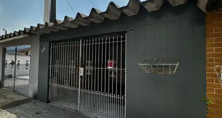 Casa à venda no bairro Princesa - Praia Grande/SP