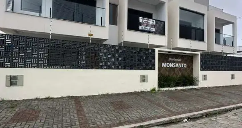 Casa à venda no bairro Vera Cruz - Mongaguá/SP