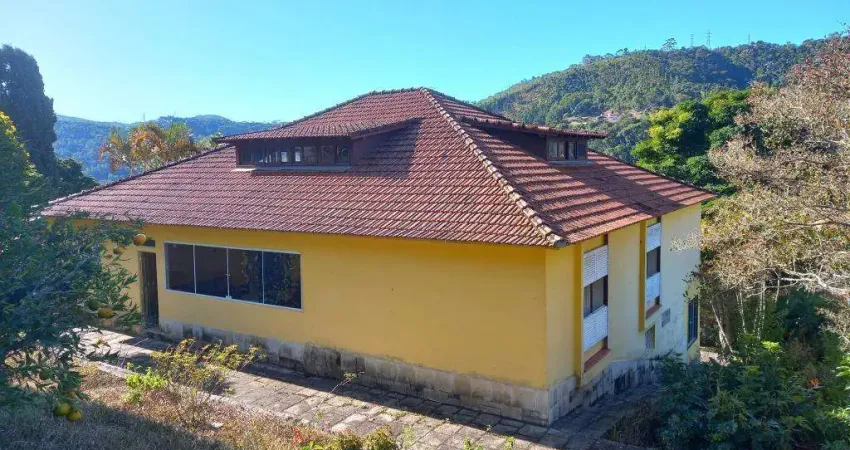 Casa com 4 quartos à venda no Golfe, Teresópolis 