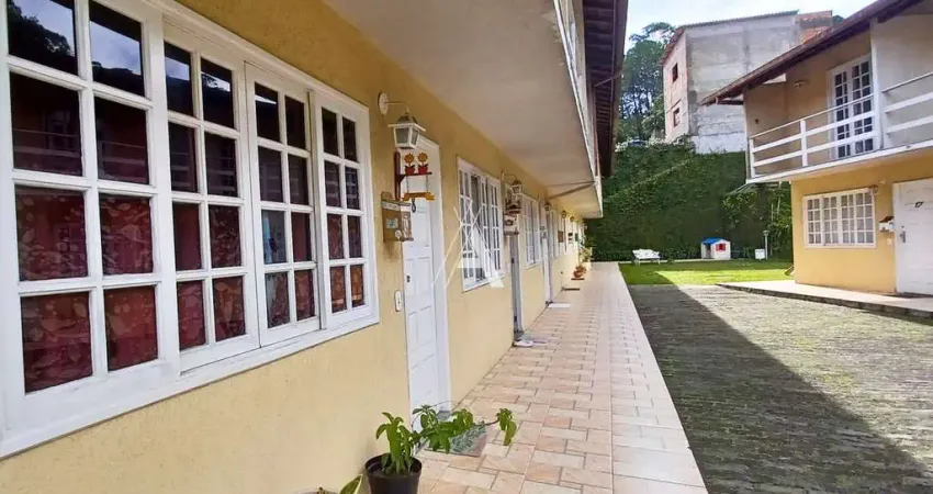Excelente casa em condomínio no bairro bom retiro – teresópolis/rj