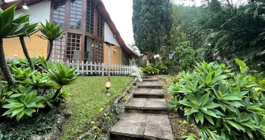 Casa em condomínio fechado com 4 quartos à venda no Carlos Guinle, Teresópolis 
