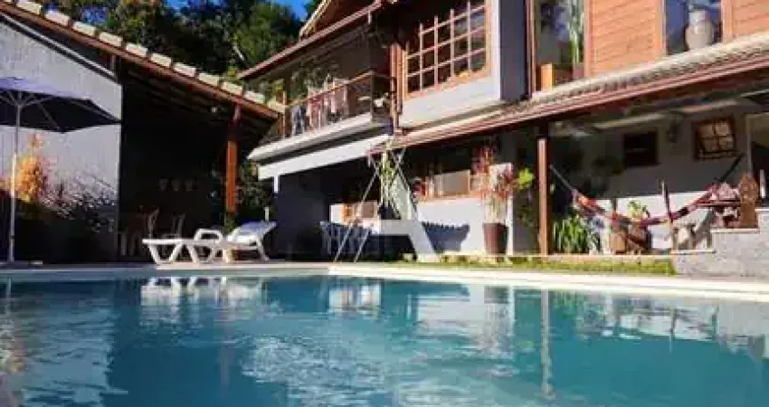 Casa em condomínio fechado com 3 quartos à venda no Vargem Grande, Teresópolis