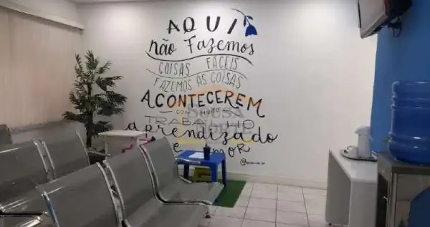 Sala comercial para alugar na Rua Voluntários da Pátria, --, Santana, São Paulo