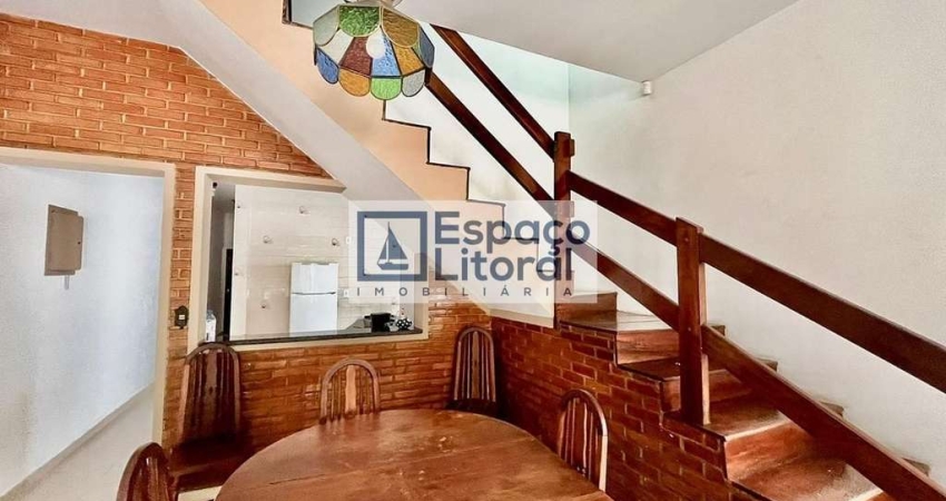 Sobrado com 4 dormitórios à venda, 241 m² por R$ 850.000,00 - Cigarras - São Sebastião/SP