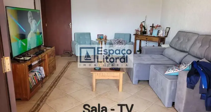 Lindo sobrado á venda com 03 dorms no Canto do Mar em São Sebastião/SP.