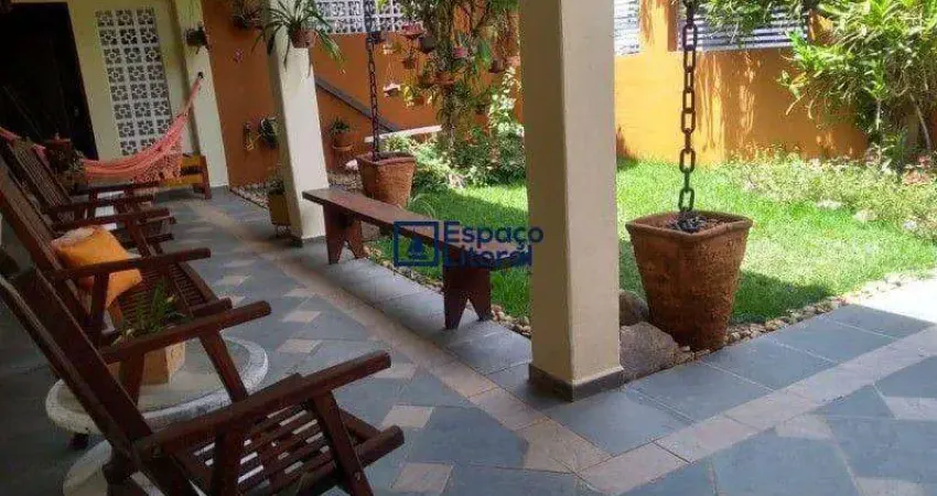 Casa com 5 quartos para alugar no Jardim Primavera, Caraguatatuba 