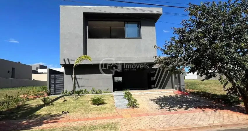 Imperdível oportunidade! Casa à venda em Alphaville Campo Grande-MS com 3 quartos, 3 suítes, 3 salas e 330m². Confira!