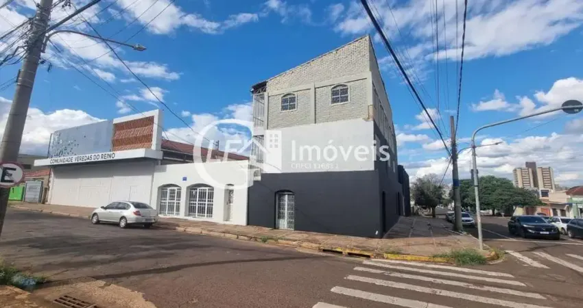 Oportunidade Imperdível ? Salão Comercial com 3.700m² Localização Estratégica na Rua Dom Aquino ? Em Frente à Praça das Araras (Cabeça de Boi)