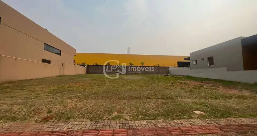 Terreno de 846m² em condomínio de luxo em Alphaville Campo Grande, Campo Grande-MS: sua oportunidade de investimento!