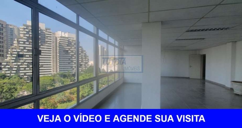 EXCELENTE CONJUNTO COMERCIAL PARA LOCAÇÃO NA RUA BERNARDINO DE CAMPOS