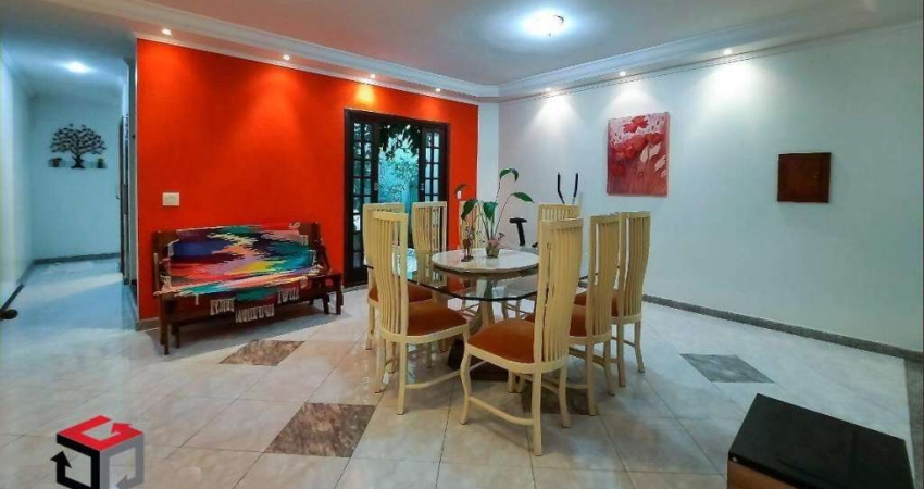 Sobrado à venda 3 quartos 1 suíte 2 vagas Nova Petrópolis - São Bernardo do Campo - SP