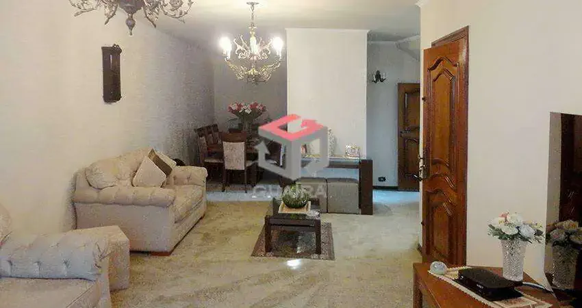 Sobrado de 250m² localizado no Jd. do Mar em São Bernardo do Campo - SP.