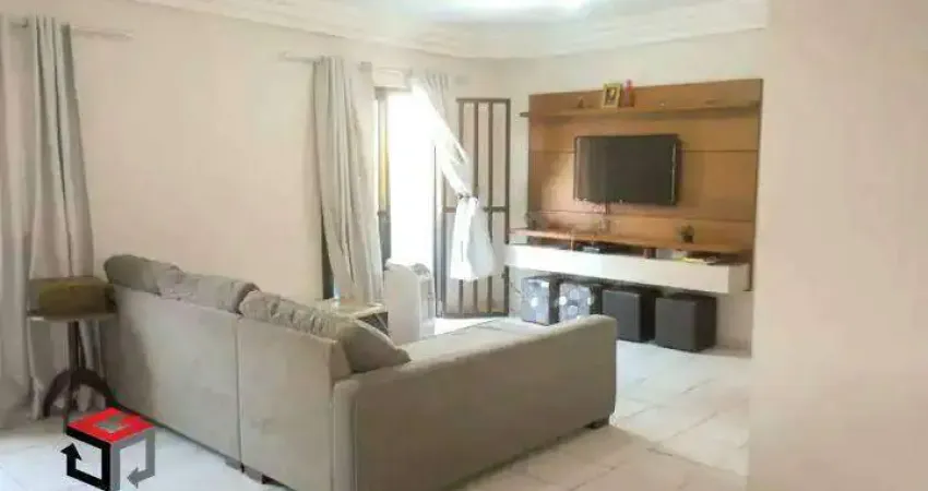 Torre única com 3 aptos somente, condomínio baixo e com 124 área construída!