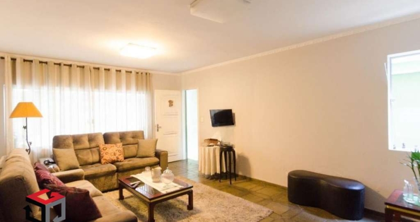 Sobrado à venda 3 quartos 1 suíte 2 vagas Nova Petrópolis - São Bernardo do Campo - SP
