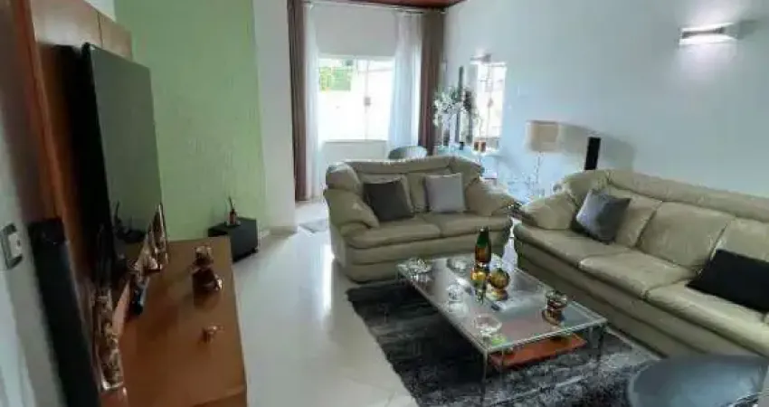 Sobrado à venda 3 quartos 3 suítes 4 vagas Dos Casa - São Bernardo do Campo - SP