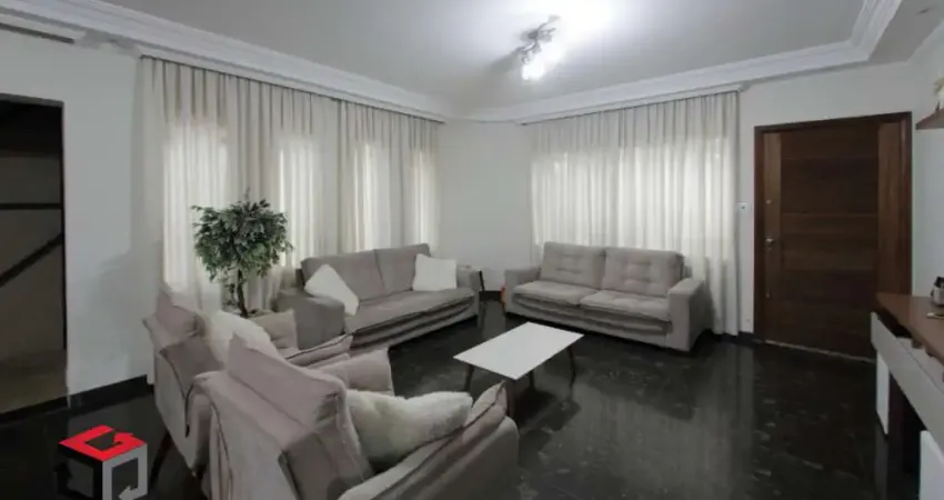 Sobrado à venda 4 quartos 2 suítes 6 vagas Jardim São Caetano - São Caetano do Sul - SP