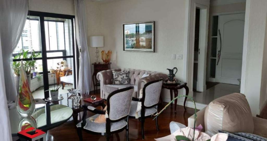 Apartamento amplo com 208m² localizado no Bairro Baeta Neves em São Bernardo do Campo- SP.