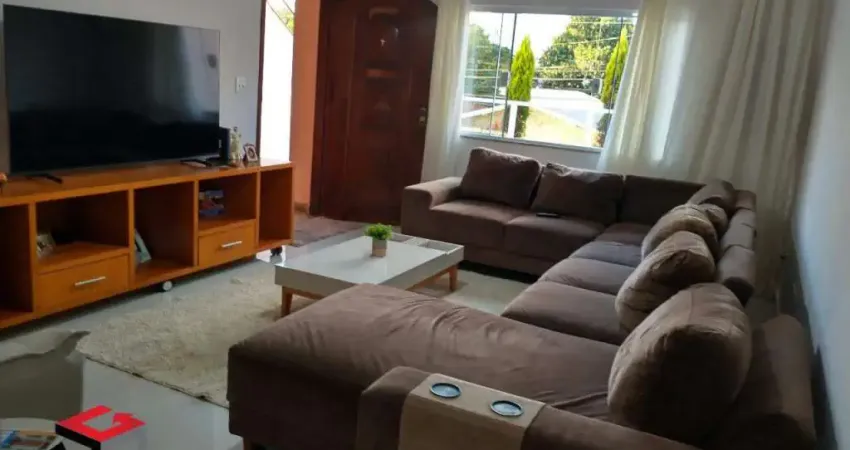 Sobrado à venda 3 quartos 1 suíte 2 vagas Ferrazópolis - São Bernardo do Campo - SP