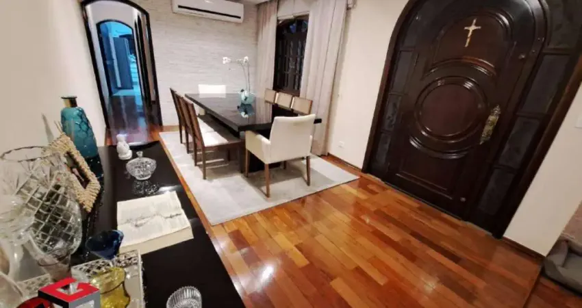 Sobrado à venda 3 quartos 1 suíte 7 vagas Alto de Santo André - Santo André - SP