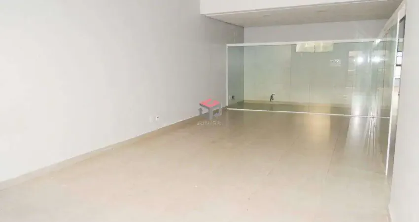 Galpão a venda com 791m² localizado no Bairro João Ramalho em Santo André/SP.