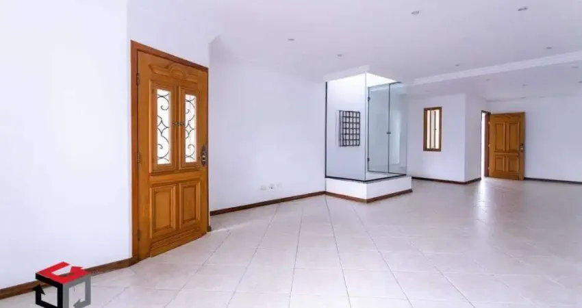 Sobrado à venda 4 quartos 3 suítes 5 vagas Nova Petrópolis - São Bernardo do Campo - SP